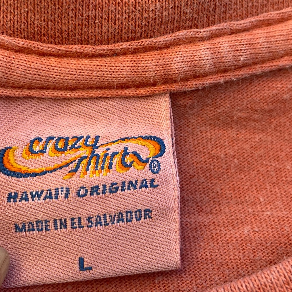 Crazy Shirts Ahi Hawai’i Chile Dyed Graphic Short Sleeve Tuna Tee Unisex Large - Picture 5 of 8